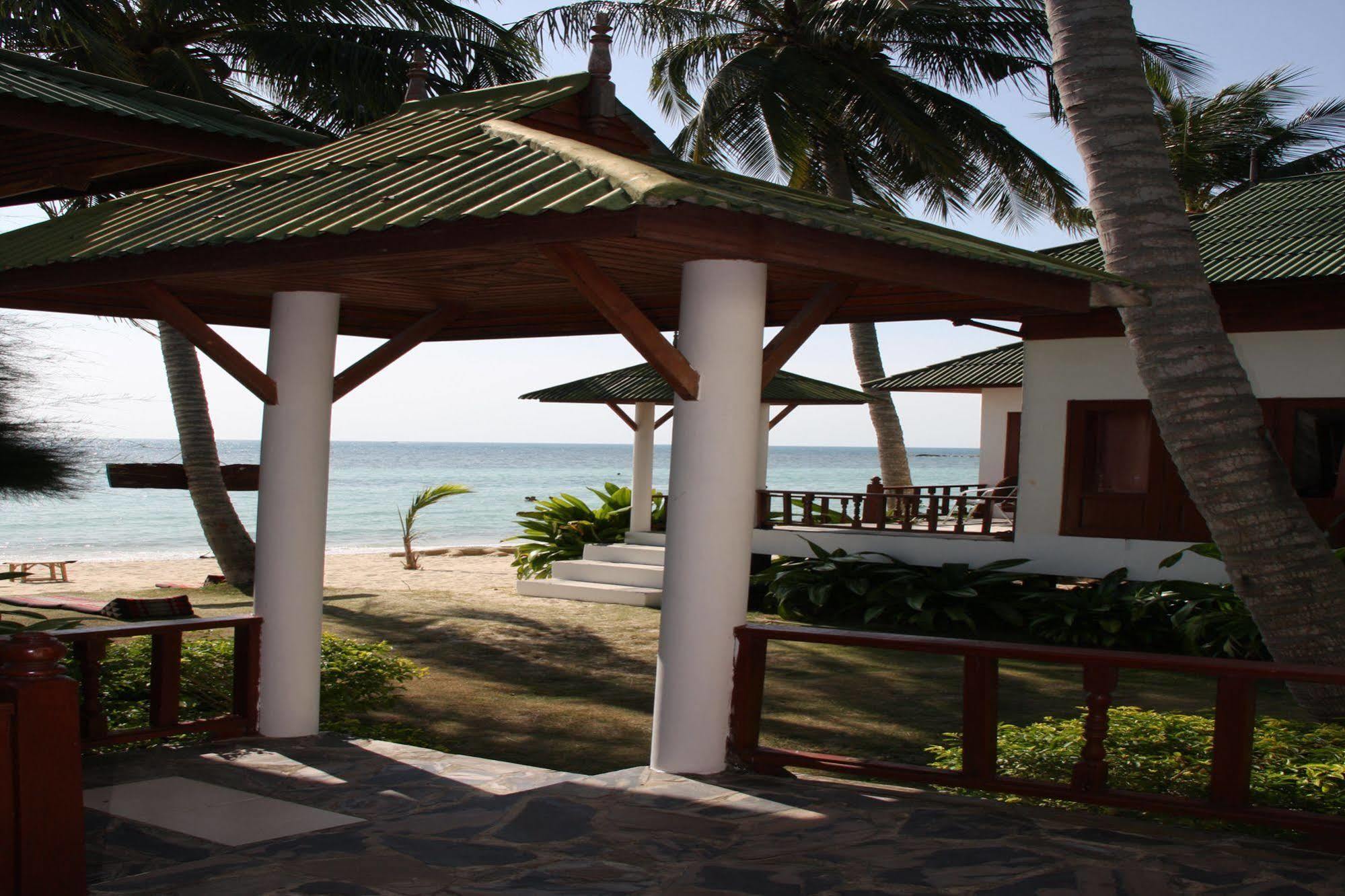 Seetanu Bungalows Сритану Екстериор снимка
